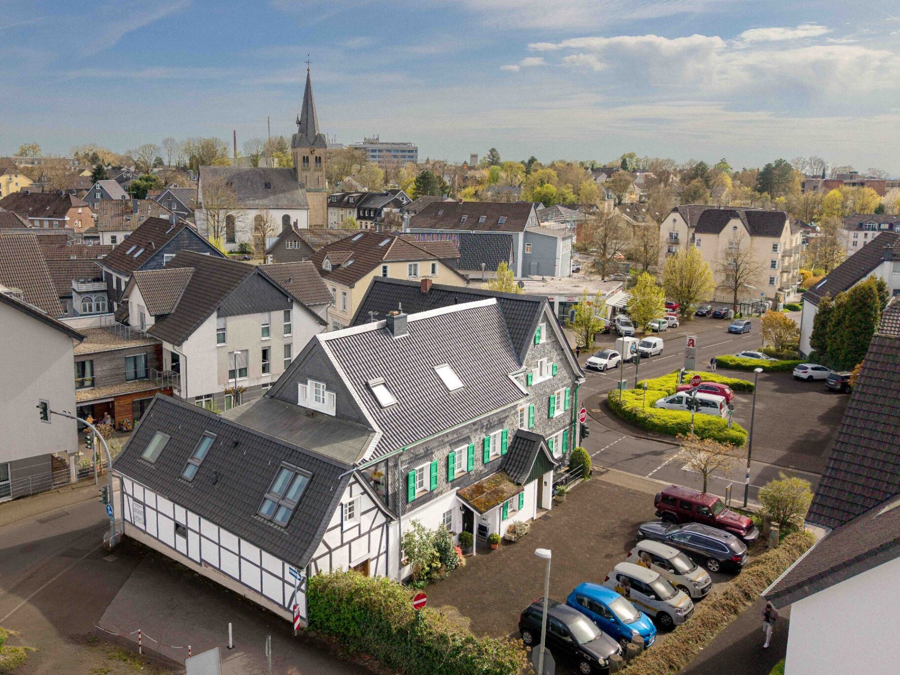 Luftaufnahme des Dreikanthofs in Burscheid